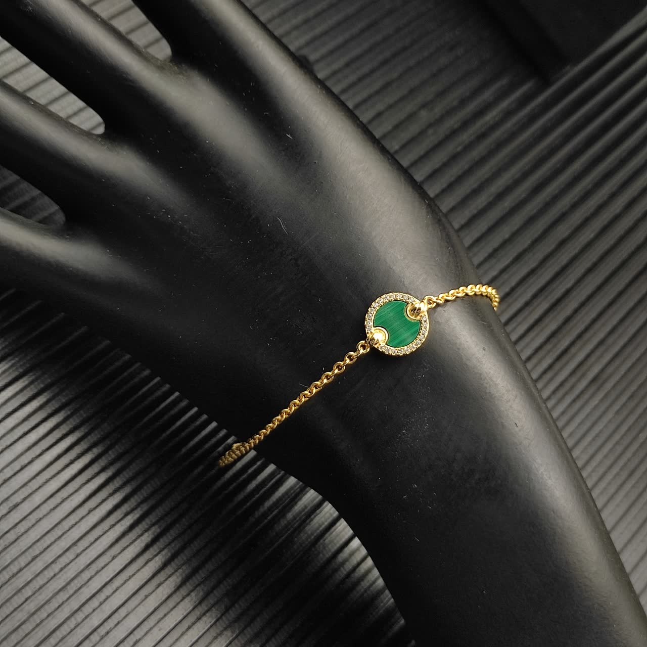 David Yurman Elegant Gold and Malachite Bracelet with Diamond Accents